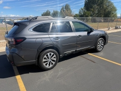 Used 2025  Subaru Outback Premium AWD at Naples Auto Sales near Vernal&comma; UT