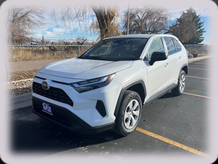 2024 Toyota RAV4 LE