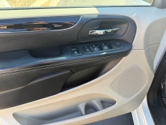 Used 2019  Dodge Grand Caravan 4d Wagon SXT at Naples Auto Sales near Vernal&comma; UT