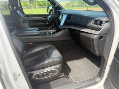 Used 2024  Jeep Wagoneer Series II 4x4 at Naples Auto Sales near Vernal&comma; UT