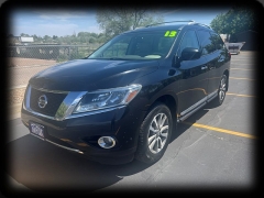 Used 2013 Nissan Pathfinder 4d SUV 4WD SL at Naples Auto Sales near Vernal, UT