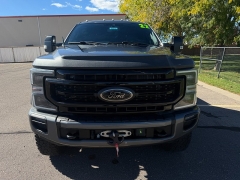 Used 2022  Ford Super Duty F-350 4WD LARIAT Crew Cab SRW 6&period;75' Box at Naples Auto Sales near Vernal&comma; UT