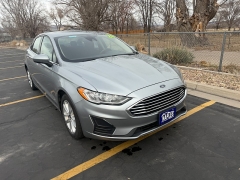 Used 2020  Ford Fusion Hybrid 4d Sedan FWD SE at Naples Auto Sales near Vernal&comma; UT