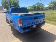 Used 2020  Toyota Tacoma 4WD Double Cab TRD Off-Road Auto at Naples Auto Sales near Vernal&comma; UT