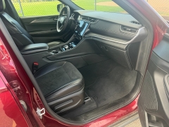 Used 2025  Jeep Grand Cherokee Altitude 4x4 at Naples Auto Sales near Vernal&comma; UT