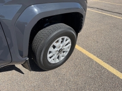 Used 2024  Toyota Tacoma 4WD SR5 Double Cab 6ft Bed AT at Naples Auto Sales near Vernal&comma; UT