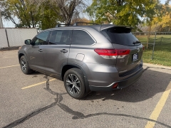 Used 2018  Toyota Highlander 4d SUV AWD LE at Naples Auto Sales near Vernal&comma; UT