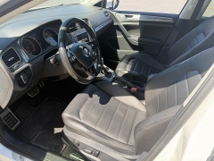 Used 2017  Volkswagen Golf Alltrack 4d Wagon TSI SE 4motion Auto at Naples Auto Sales near Vernal&comma; UT