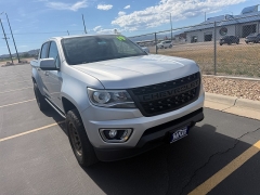 Used 2019  Chevrolet Colorado 4WD Crew Cab Z71 at Naples Auto Sales near Vernal&comma; UT