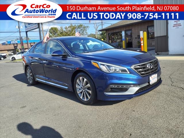 Used 2016  Hyundai Sonata 4d Sedan Limited at CarCo Auto World near South Plainfield, NJ