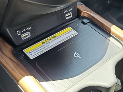 Used 2020  Honda CR-V Hybrid Touring AWD at CarloanExpress&period;Com near Hampton&comma; VA