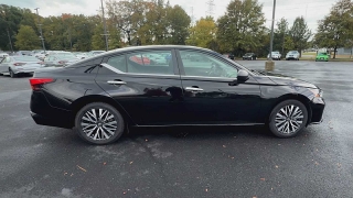 Used 2024  Nissan Altima 2.5 SV Sedan at CarloanExpress.Com near Hampton, VA