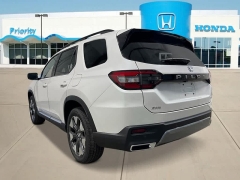 New 2026  Honda Pilot Elite AWD at CarloanExpress&period;Com near Hampton&comma; VA