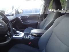 Used 2019  Toyota RAV4 4d SUV FWD LE at CarloanExpress&period;Com near Hampton&comma; VA