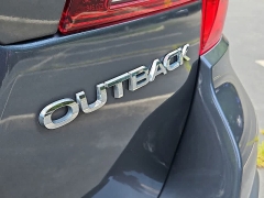 Used 2018  Subaru Outback 4d SUV 2&period;5i Premium at CarloanExpress&period;Com near Hampton&comma; VA