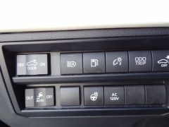 Used 2023  Toyota Tundra Hybrid 4WD Capstone CrewMax 5&period;5ft Bed at CarloanExpress&period;Com near Hampton&comma; VA