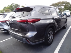 Used 2023  Toyota Highlander FWD &lpar;Natl&rpar; at CarloanExpress&period;Com near Hampton&comma; VA