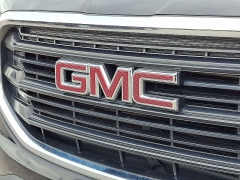 Used 2020  GMC Terrain 4d SUV AWD SLE 1&period;5L Turbo at CarloanExpress&period;Com near Hampton&comma; VA