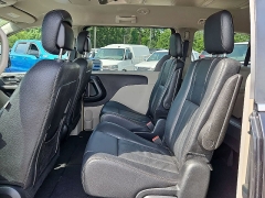 Used 2014  Chrysler Town & Country 4d Wagon Touring at CarloanExpress&period;Com near Hampton&comma; VA