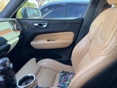 Used 2021  Volvo XC60 T5 FWD Inscription at CarloanExpress.Com near Hampton, VA