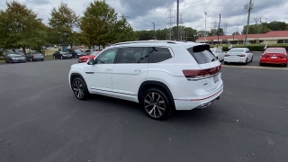 Used 2025  Volkswagen Atlas 2.0T SEL Premium R-Line 4MOTION at CarloanExpress.Com near Hampton, VA