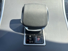 Used 2025  Land Rover Range Rover Velar P250 Dynamic SE at CarloanExpress&period;Com near Hampton&comma; VA