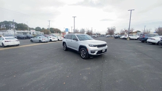 Used 2024  Jeep Grand Cherokee 4xe 4x4 at CarloanExpress&period;Com near Hampton&comma; VA