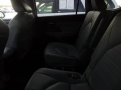 Used 2023  Toyota Highlander FWD &lpar;Natl&rpar; at CarloanExpress&period;Com near Hampton&comma; VA