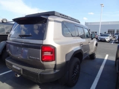 Used 2025  Toyota Land Cruiser 4WD &lpar;Natl&rpar; at CarloanExpress&period;Com near Hampton&comma; VA