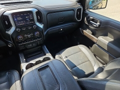 Used 2020  Chevrolet Silverado 1500 4WD Crew Cab 147" LT Trail Boss at CarloanExpress&period;Com near Hampton&comma; VA