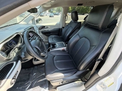 Used 2023  Chrysler Pacifica Touring L FWD at CarloanExpress&period;Com near Hampton&comma; VA