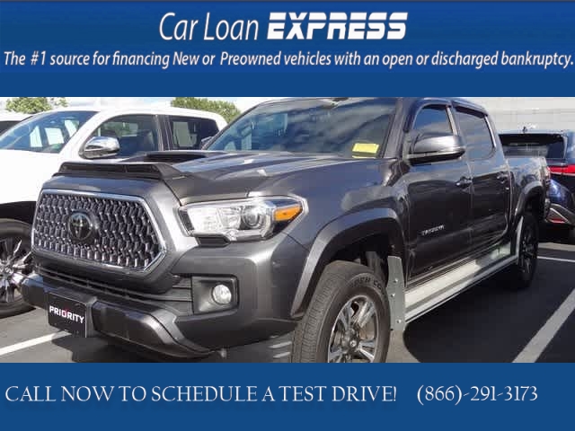 Used 2019  Toyota Tacoma 4WD Double Cab 5' Bed V6 (Natl) at CarloanExpress.Com near Hampton, VA