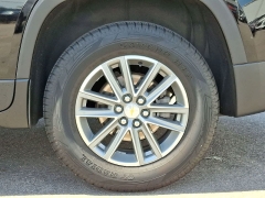 Used 2023  Chevrolet Traverse FWD 4dr LT Cloth w&sol;1LT at CarloanExpress&period;Com near Hampton&comma; VA