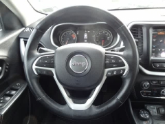 Used 2017  Jeep Cherokee Trailhawk L Plus 4x4 at CarloanExpress&period;Com near Hampton&comma; VA