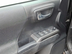 Used 2021  Toyota Tacoma 4WD Double Cab 5' Bed V6 &lpar;Natl&rpar; at CarloanExpress&period;Com near Hampton&comma; VA