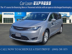 Used 2017  Chrysler Pacifica Touring-L FWD at CarloanExpress&period;Com near Hampton&comma; VA
