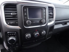 Used 2022  Ram 1500 Classic SLT 4x4 Crew Cab 5'7" Box at CarloanExpress&period;Com near Hampton&comma; VA