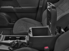 Used 2017  Toyota Tacoma Double Cab 5' Bed V6 4x4 &lpar;Natl&rpar; at CarloanExpress&period;Com near Hampton&comma; VA