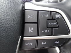 Used 2023  Toyota Highlander FWD &lpar;Natl&rpar; at CarloanExpress&period;Com near Hampton&comma; VA