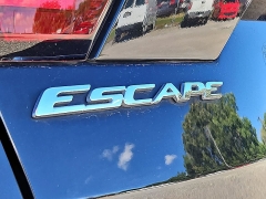 Used 2019  Ford Escape 4d SUV FWD SEL at CarloanExpress&period;Com near Hampton&comma; VA