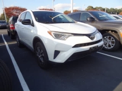 Used 2017  Toyota RAV4 4d SUV FWD LE at CarloanExpress.Com near Hampton, VA