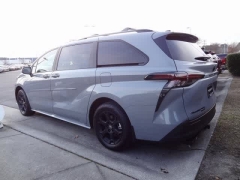 Used 2025  Toyota Sienna AWD 7-Passenger &lpar;Natl&rpar; at CarloanExpress&period;Com near Hampton&comma; VA