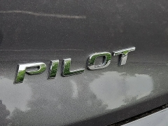 Used 2021  Honda Pilot Touring 7-Passenger AWD at CarloanExpress&period;Com near Hampton&comma; VA