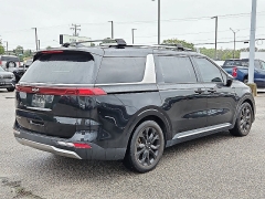 Used 2023  Kia Carnival SX Prestige FWD at CarloanExpress&period;Com near Hampton&comma; VA