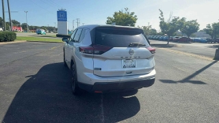 Used 2025  Nissan Rogue FWD SV at CarloanExpress&period;Com near Hampton&comma; VA