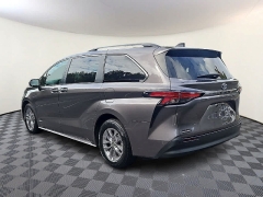 Used 2021  Toyota Sienna XLE FWD &lpar;Natl&rpar; at CarloanExpress&period;Com near Hampton&comma; VA