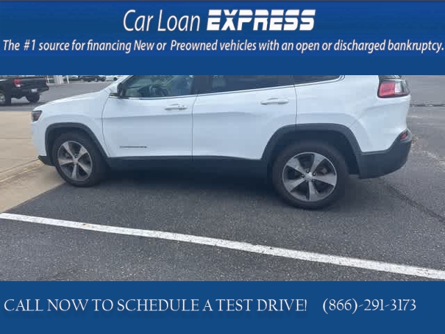 Used 2019  Jeep Cherokee 4d SUV FWD Limited 2.4L at CarloanExpress.Com near Hampton, VA