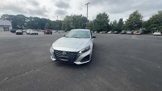 Used 2024  Nissan Altima 2&period;5 SR Sedan at CarloanExpress&period;Com near Hampton&comma; VA