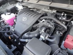 Used 2025  Toyota Highlander FWD &lpar;Natl&rpar; at CarloanExpress&period;Com near Hampton&comma; VA