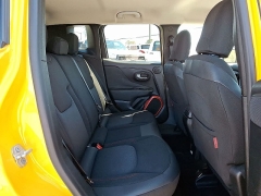Used 2015  Jeep Renegade 4d SUV 4WD Trailhawk at CarloanExpress&period;Com near Hampton&comma; VA